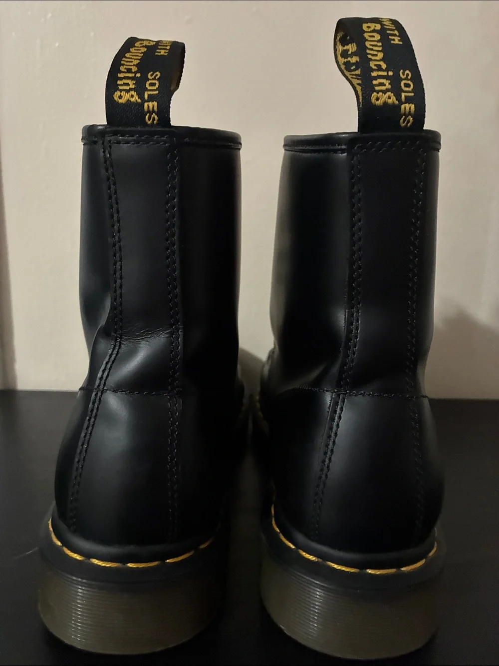 Classic Dr. Martens 1460 Smooth Leather 8-Eye Boots in black size 10